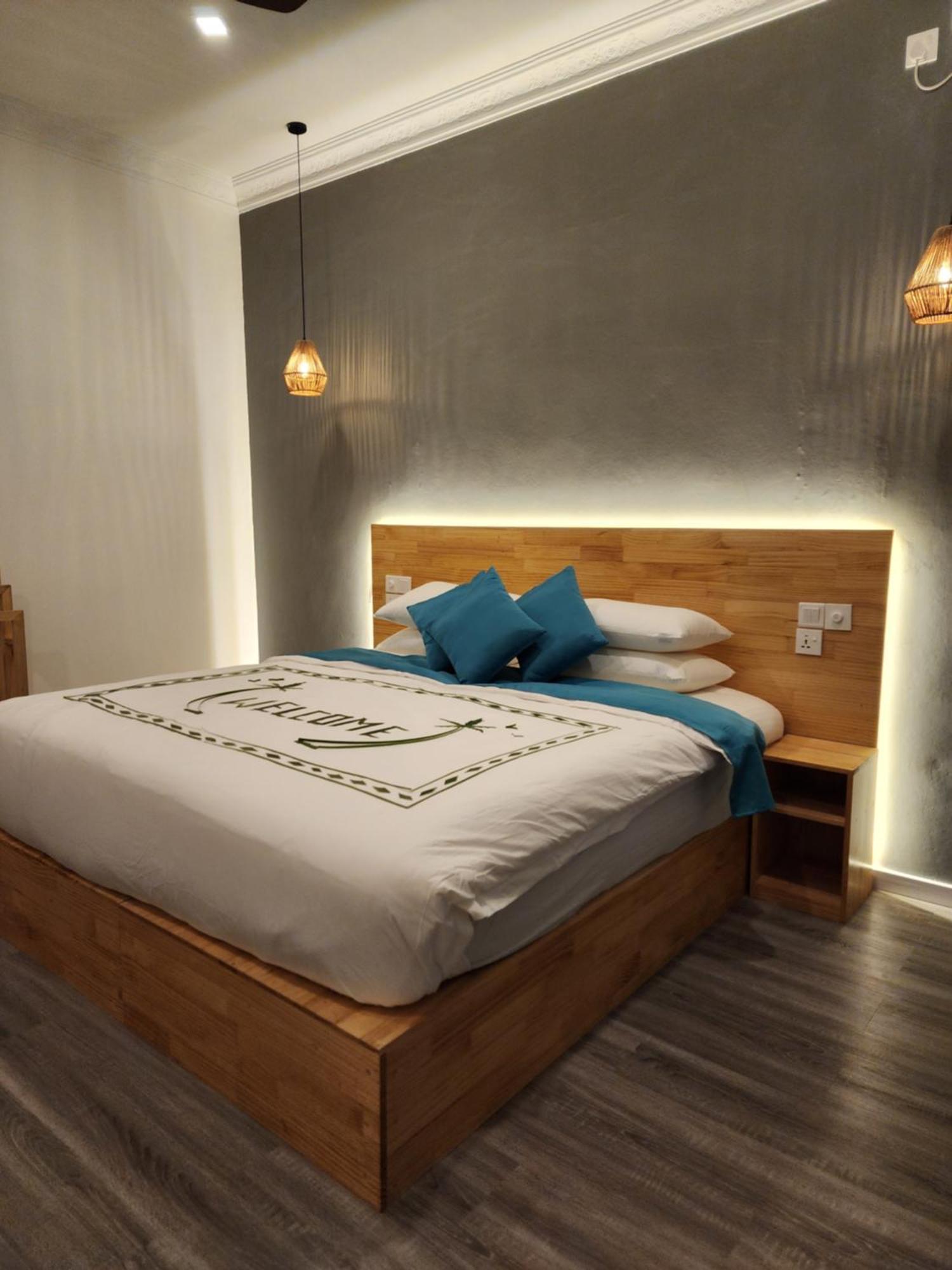 DHIGURAH BEACH Inn Bagian luar foto